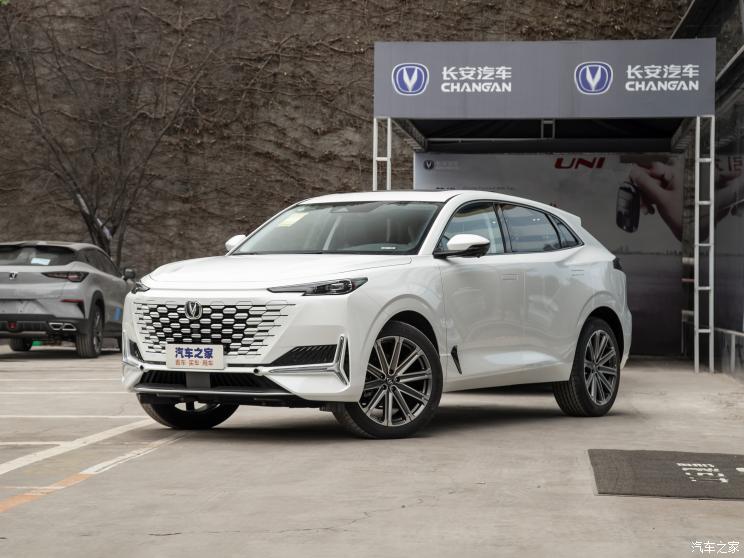 長安汽車 長安UNI-K 2021款 2.0T 全輪驅(qū)動尊貴型