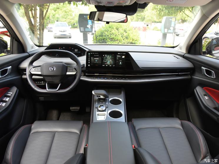 長安汽車 長安CS55PLUS 2022款 藍鯨版 基本型
