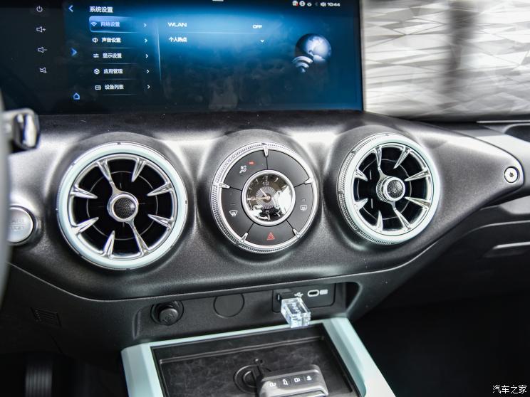 長城汽車 坦克300 2021款 城市版 2.0T 很有型