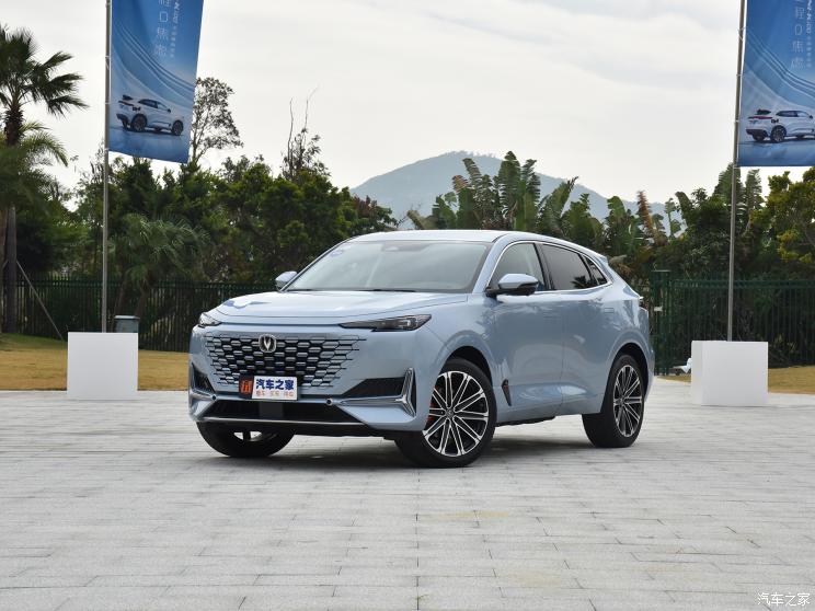 長(zhǎng)安汽車 長(zhǎng)安UNI-K新能源 2022款 藍(lán)鯨iDD 1.5T 尊貴型