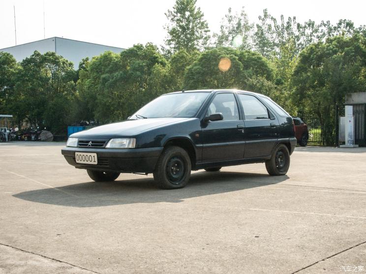 東風雪鐵龍 富康 1995款 1.36L 兩廂基本型