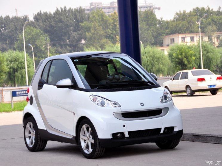 smart smart fortwo 2009款 1.0 MHD 硬頂 style版