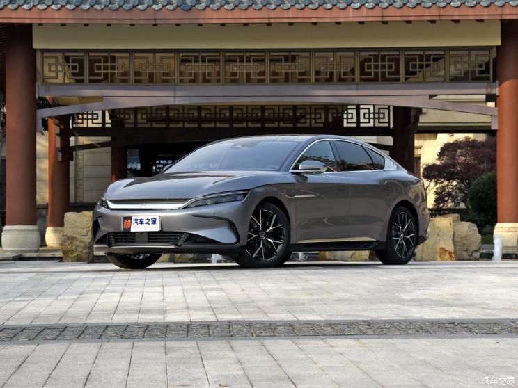 比亞迪 漢 2022款 EV 創(chuàng)世版 610KM四驅(qū)尊享型
