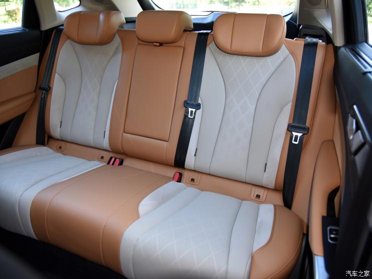 長城汽車 拿鐵DHT-PHEV 2022款 1.5T 兩驅超大杯