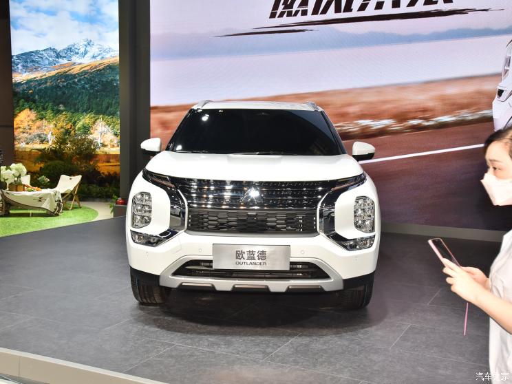 廣汽三菱 歐藍(lán)德 2022款 1.5T CVT四驅(qū)高配版 7座