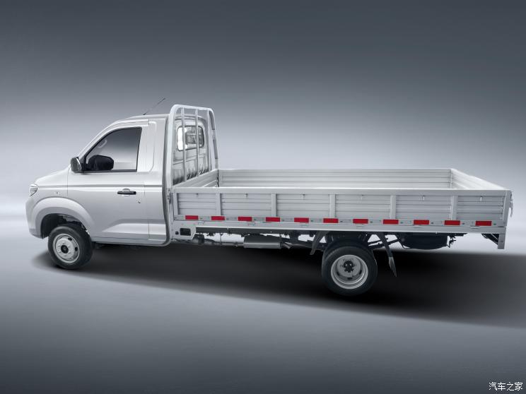 東風小康 東風小康D71 2023款 2.0L LV0 SFG20B