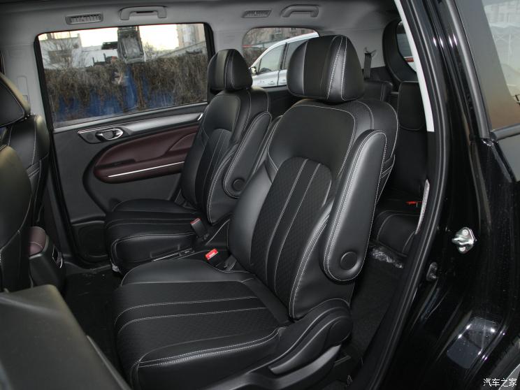 廣汽乘用車 傳祺M6 2021款 PRO 270T 自動尊享版