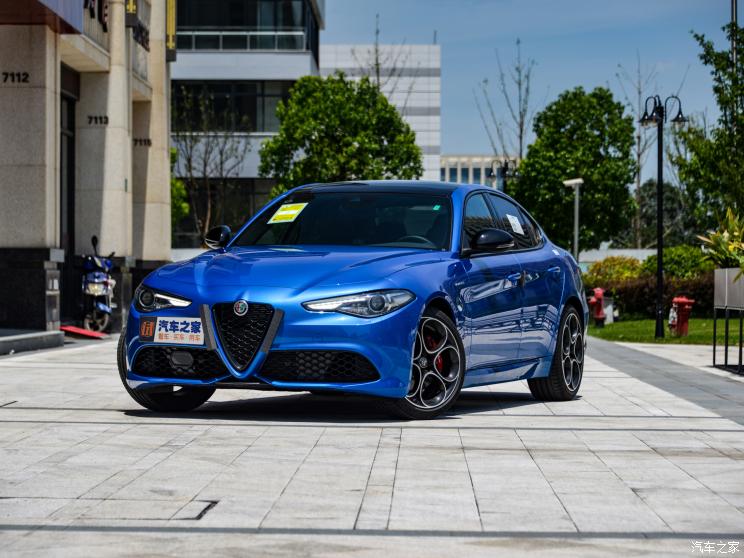 阿爾法?羅密歐 Giulia 2022款 2.0T 280HP Veloce 賽道版