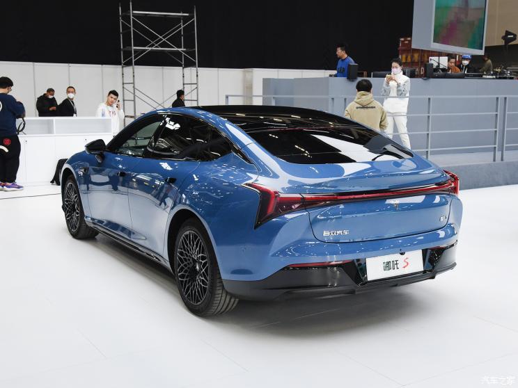 合眾汽車 哪吒S 2022款 純電 650km 四驅(qū)大版