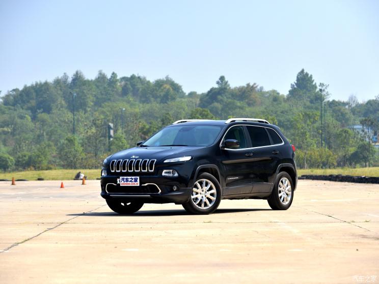 廣汽菲克Jeep 自由光 2016款 2.4L 全能版