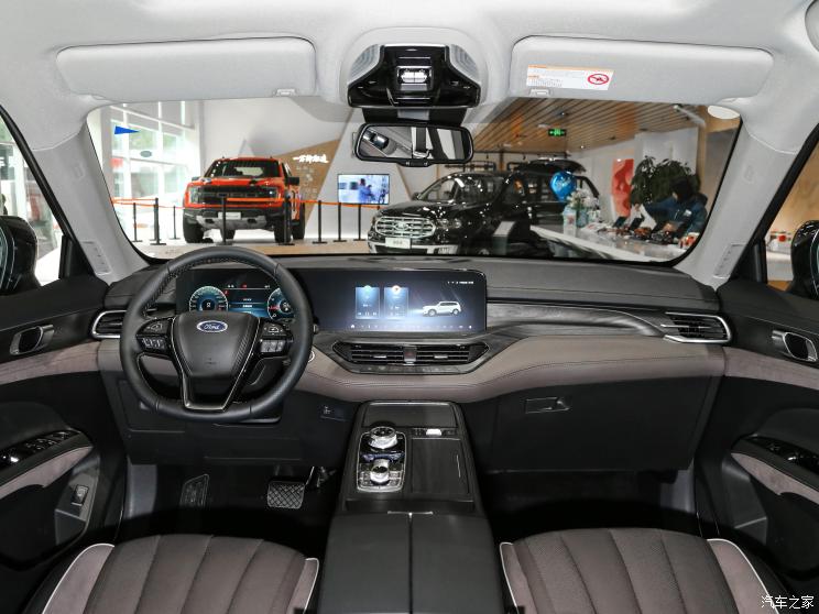江鈴福特 領(lǐng)裕 2023款 EcoBoost 225 尊領(lǐng)型 7座（2/3/2）