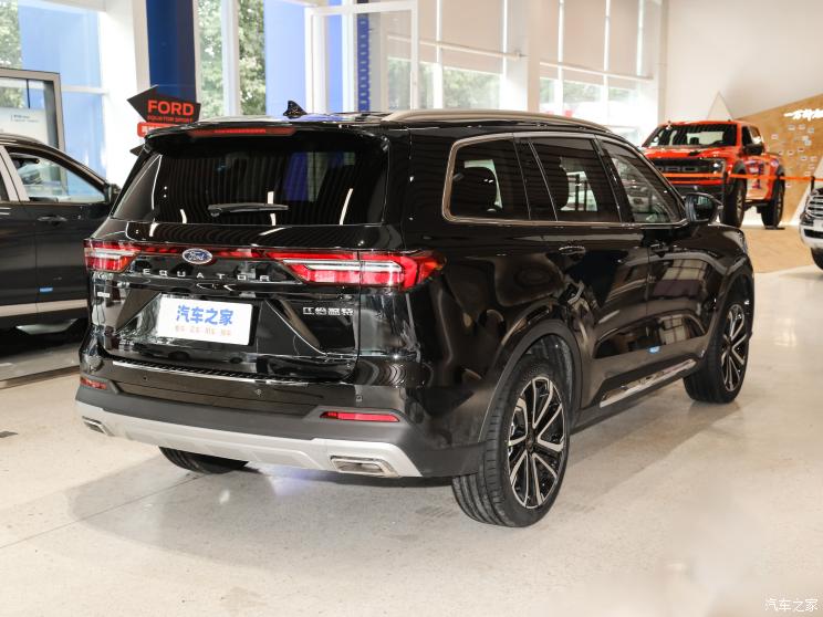 江鈴福特 領(lǐng)裕 2023款 EcoBoost 225 尊領(lǐng)型 7座（2/3/2）