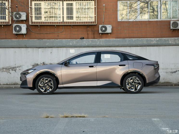 一汽豐田 豐田bZ3 2023款 616km 長續(xù)航Premium