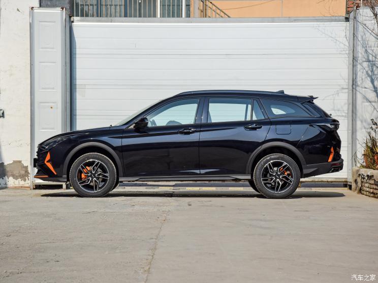 東風(fēng)乘用車 奕炫GS 2023款 馬赫版 1.5T 自動(dòng)樂(lè)活版