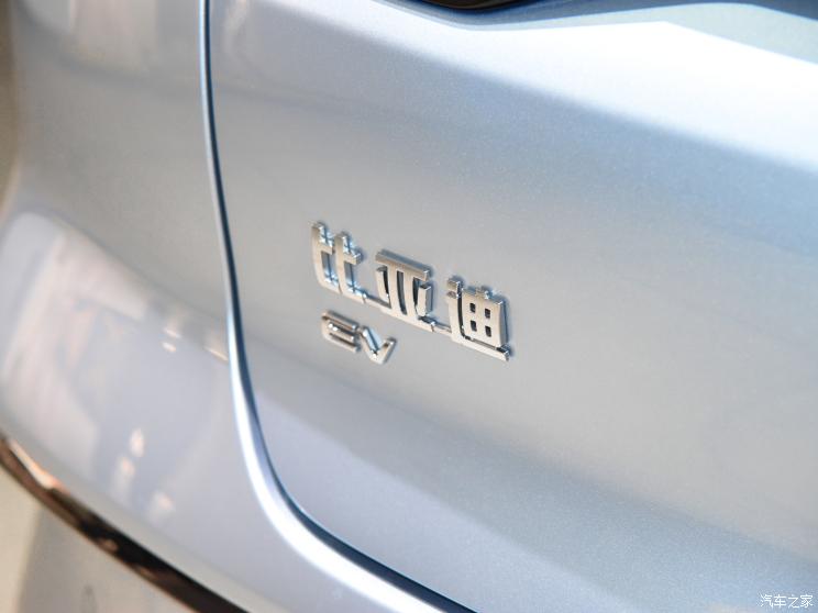 比亞迪 漢 2023款 EV 創(chuàng)世版 610KM四驅(qū)旗艦型