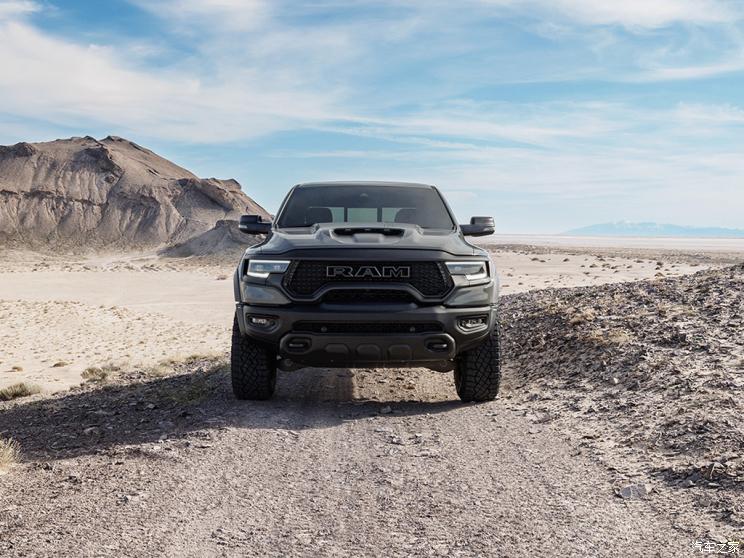 道奇(進(jìn)口) RAM Trucks 2023款 1500 TRX Lunar Edition