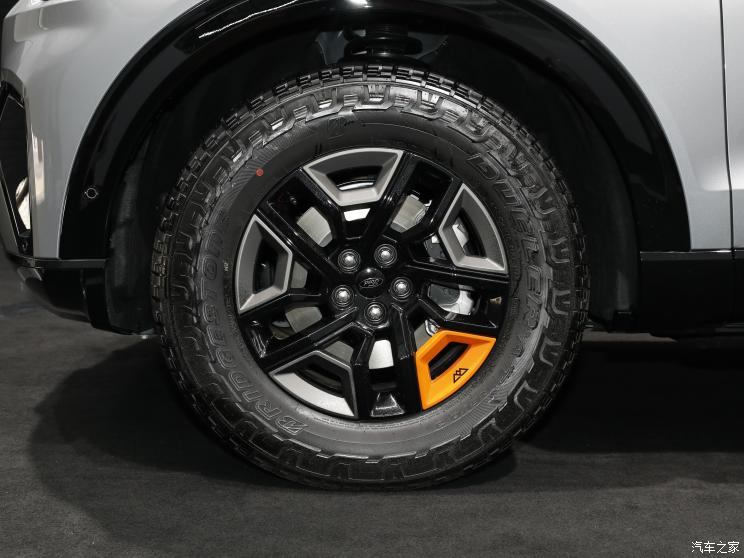 長(zhǎng)安福特 探險(xiǎn)者 2023款 EcoBoost 285 昆侖巔峰版 6座