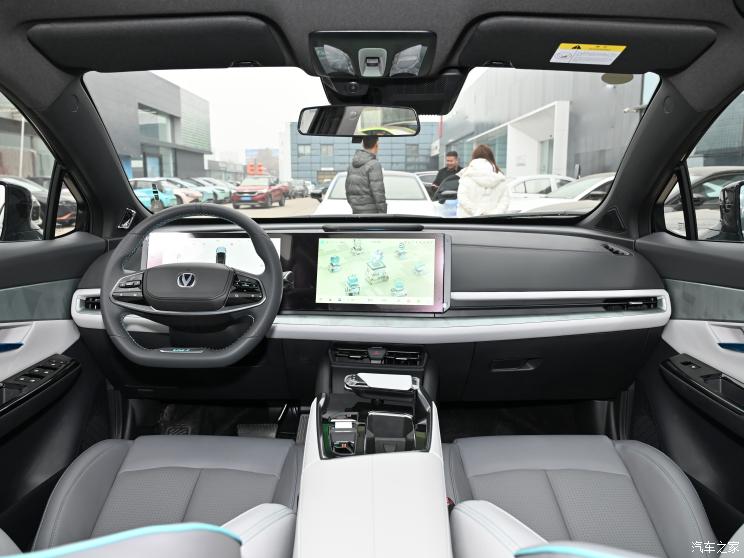 長安汽車 長安UNI-T 2023款 第二代 1.5T 尊貴型