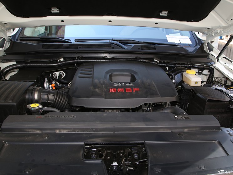 鄭州日產(chǎn) 帕拉丁 2023款 2.0T 四驅(qū)尊享型
