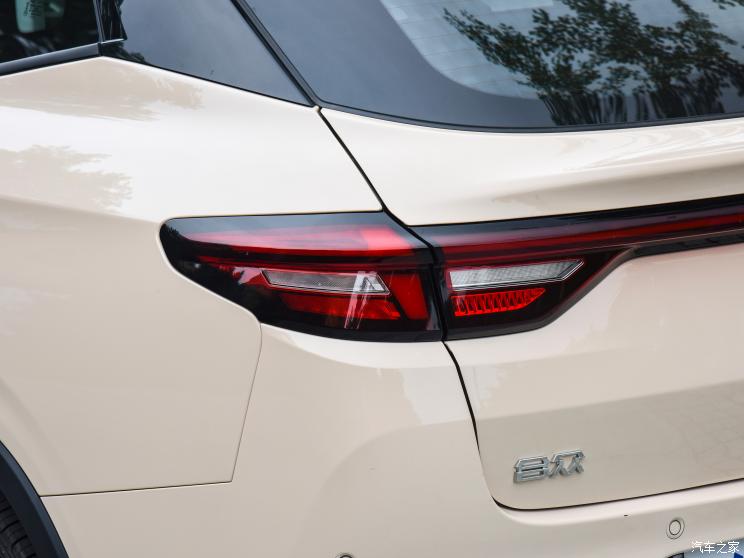 合眾汽車 哪吒AYA 2023款 基本型