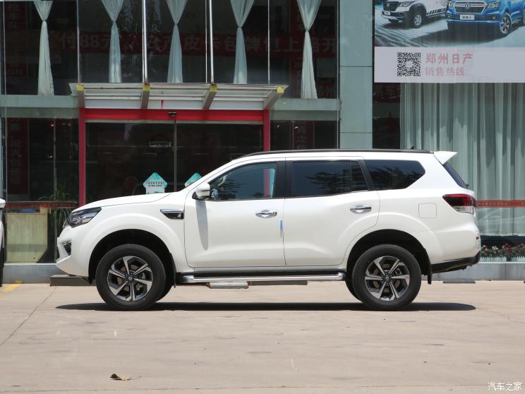 鄭州日產(chǎn) 帕拉丁 2023款 2.0T 四驅(qū)尊享型