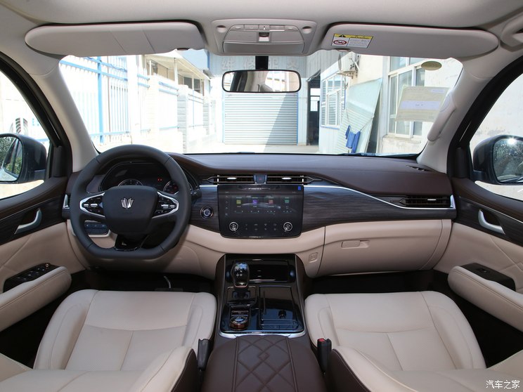 鄭州日產(chǎn) 帕拉丁 2023款 2.0T 四驅(qū)尊享型