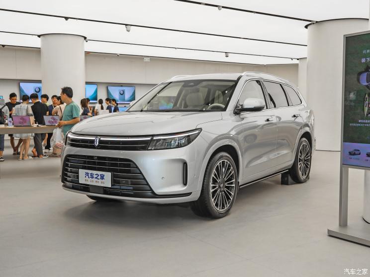 賽力斯汽車 問界M7 2024款 1.5T 四驅Plus版 5座