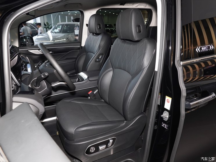長城汽車 高山DHT-PHEV 2023款 高配型