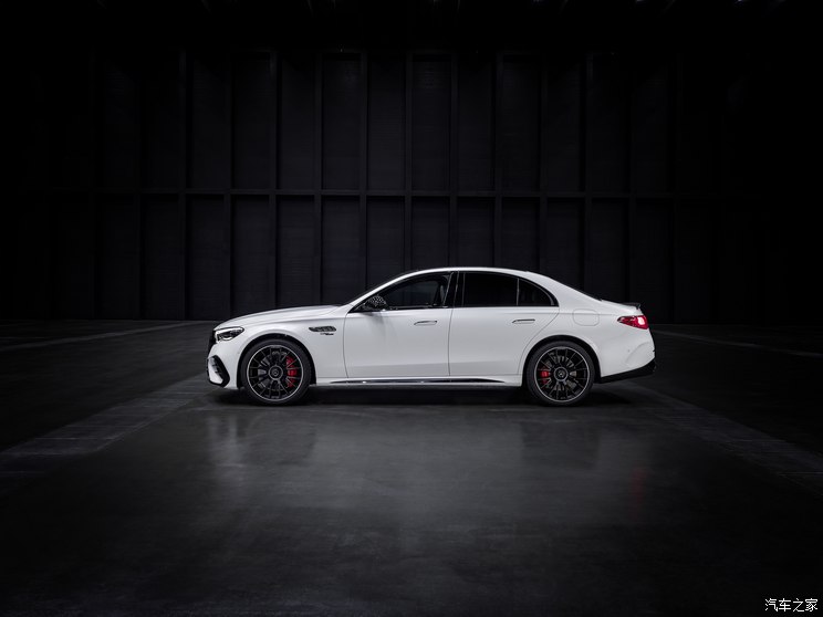 梅賽德斯-AMG 奔馳E級AMG 2024款 AMG E 53 HYBRID 4MATIC+