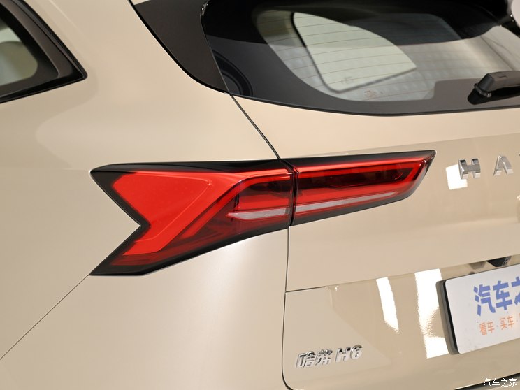 長城汽車 哈弗H6 2024款 2.0T 四驅(qū)基本型